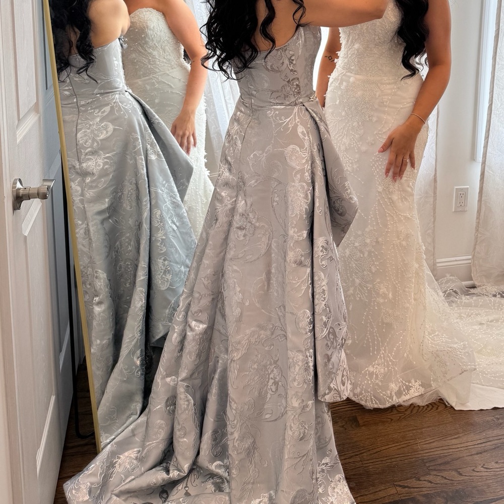 Terani Gray Floral Women’s Dress